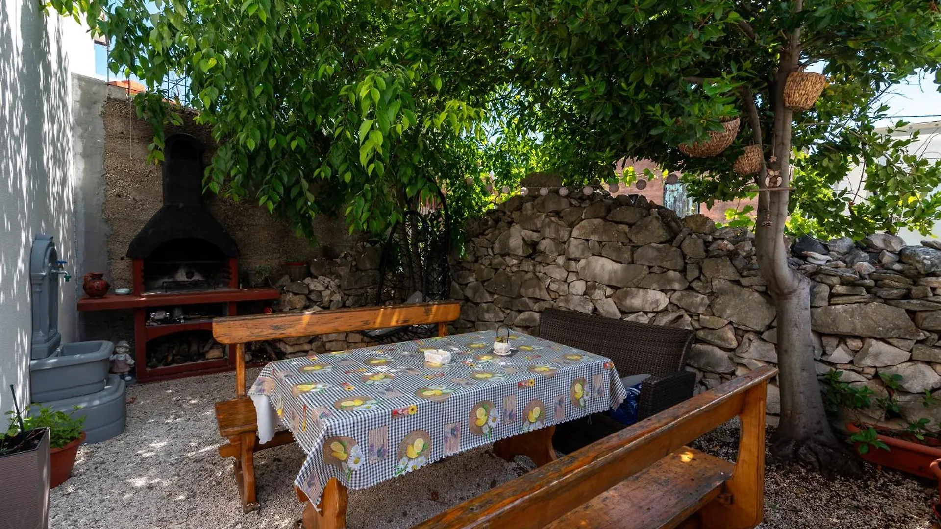 Studio Apartment Dona Τρογκίρ
