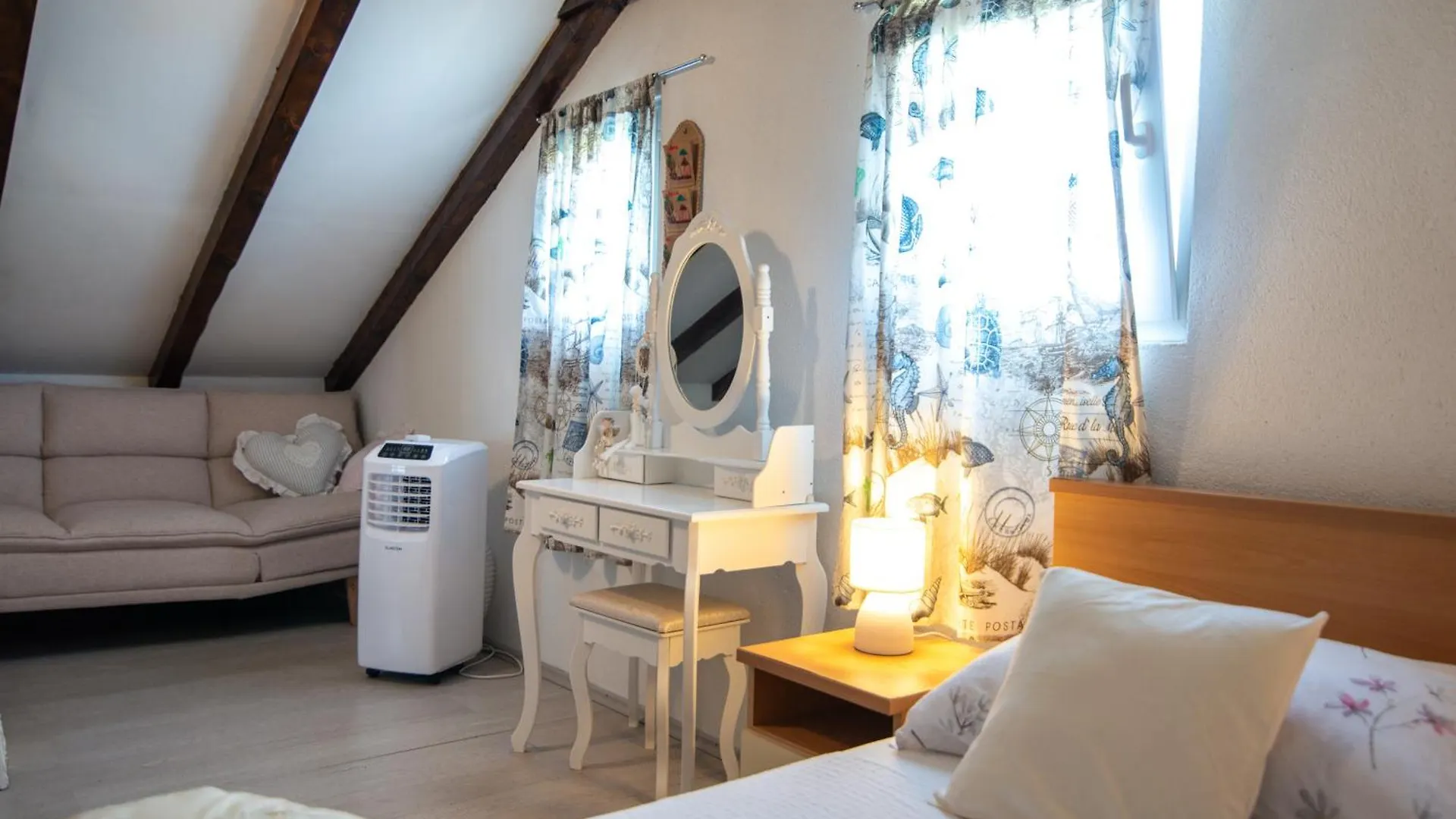 Studio Apartment Dona Τρογκίρ Κροατία