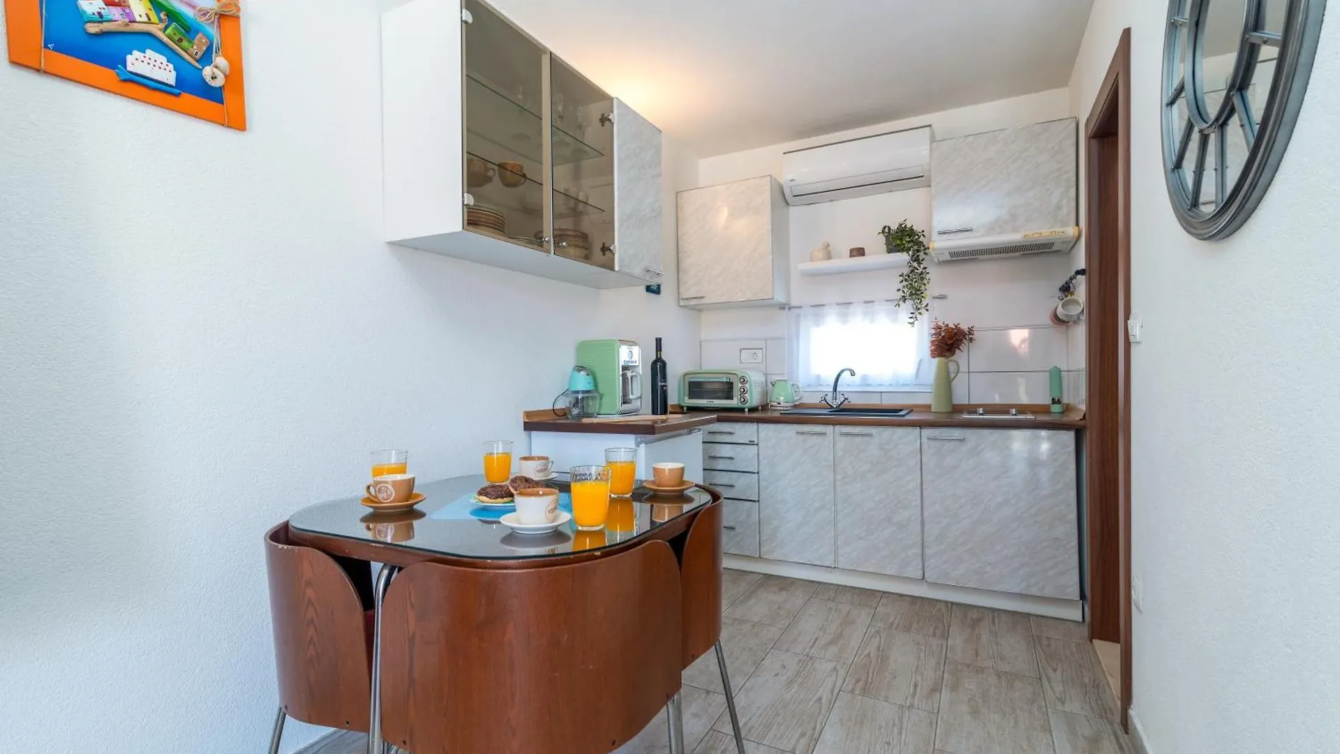 Studio Apartment Dona Τρογκίρ
